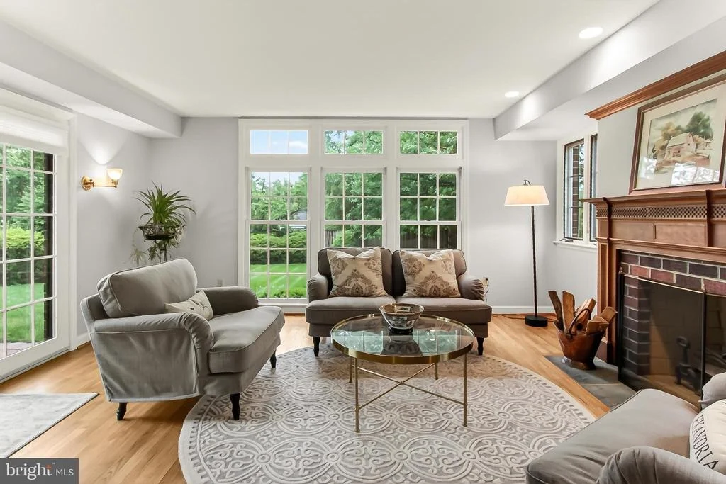 Photo of 809 ENDERBY DRIVE