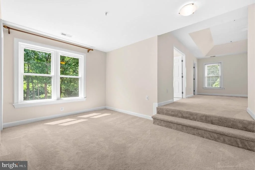 Photo of 6914 WINTER LANE