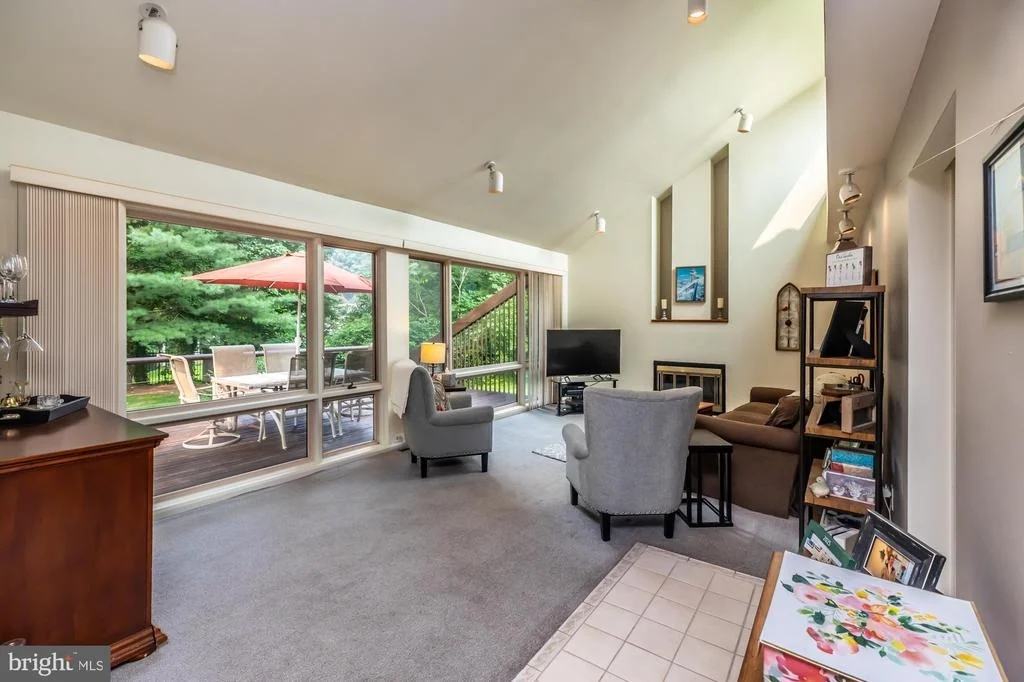 Photo of 820 BEZEL ROAD