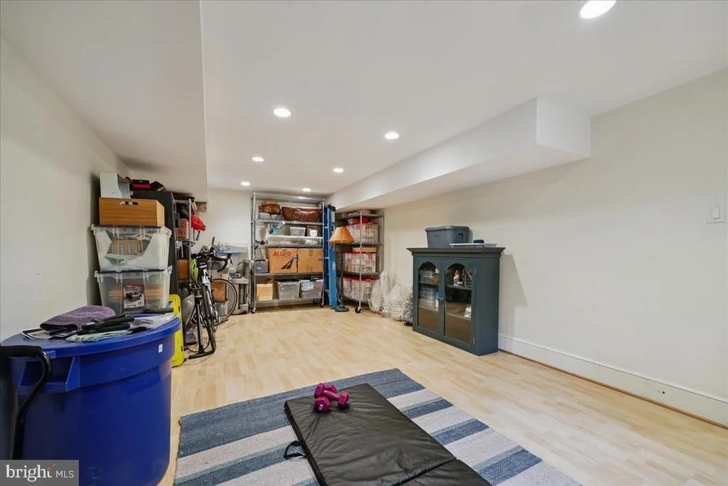 Photo of 1212 WOODSIDE PARKWAY