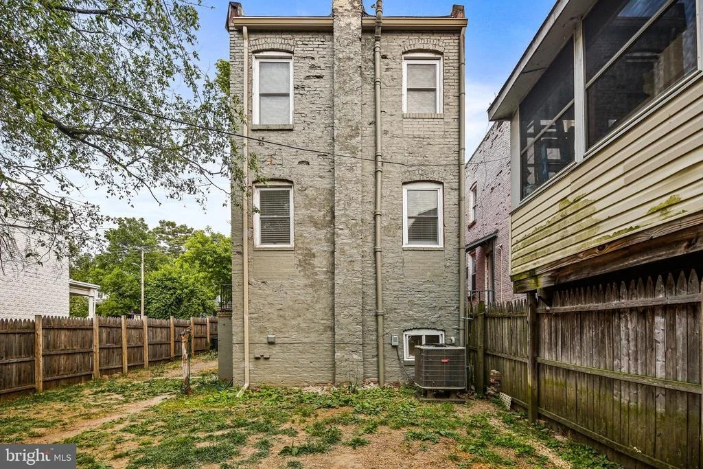 Photo of 3714 2ND STREET