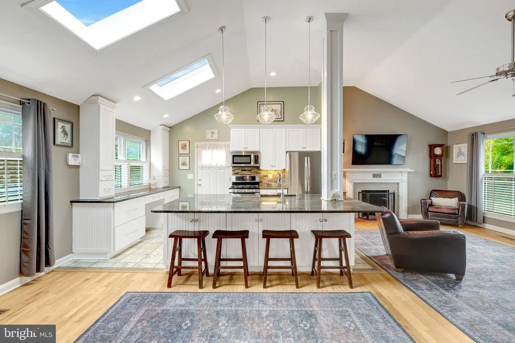 Photo of 6900 SOUTHRIDGE DRIVE