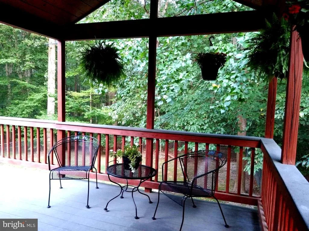 Photo of 12227 LARCH LANE
