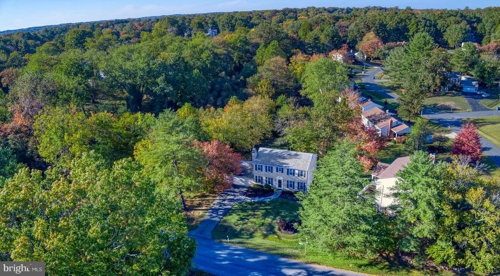 Photo of 410 PIPING ROCK DRIVE