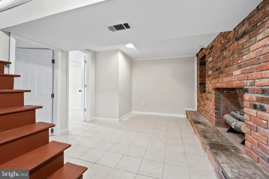 Photo of 12405 BUSHEY DRIVE