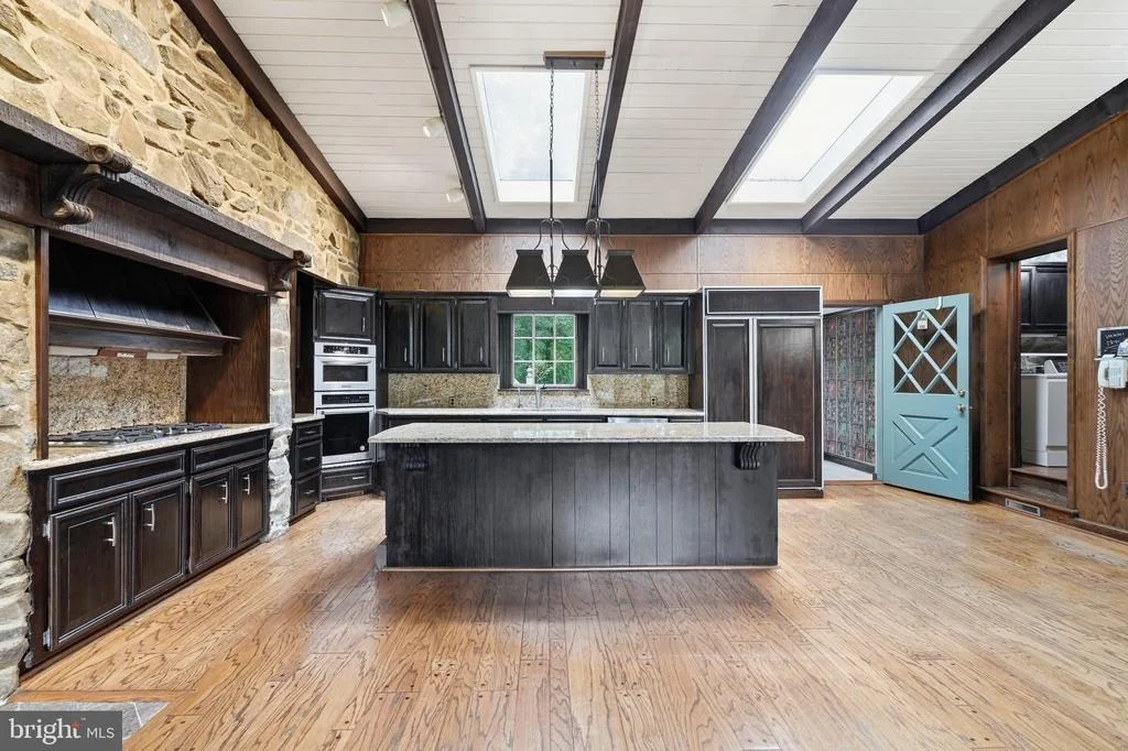 Photo of 10601 SWEETBRIAR PARKWAY
