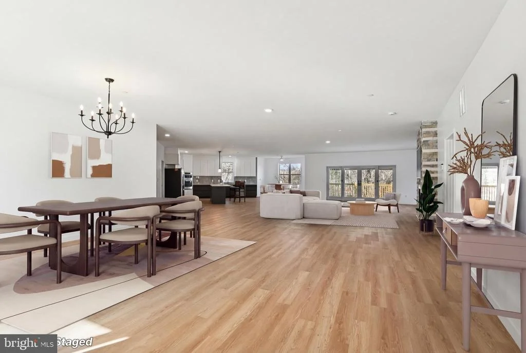 Photo of 8325 GROVE ANGLE ROAD
