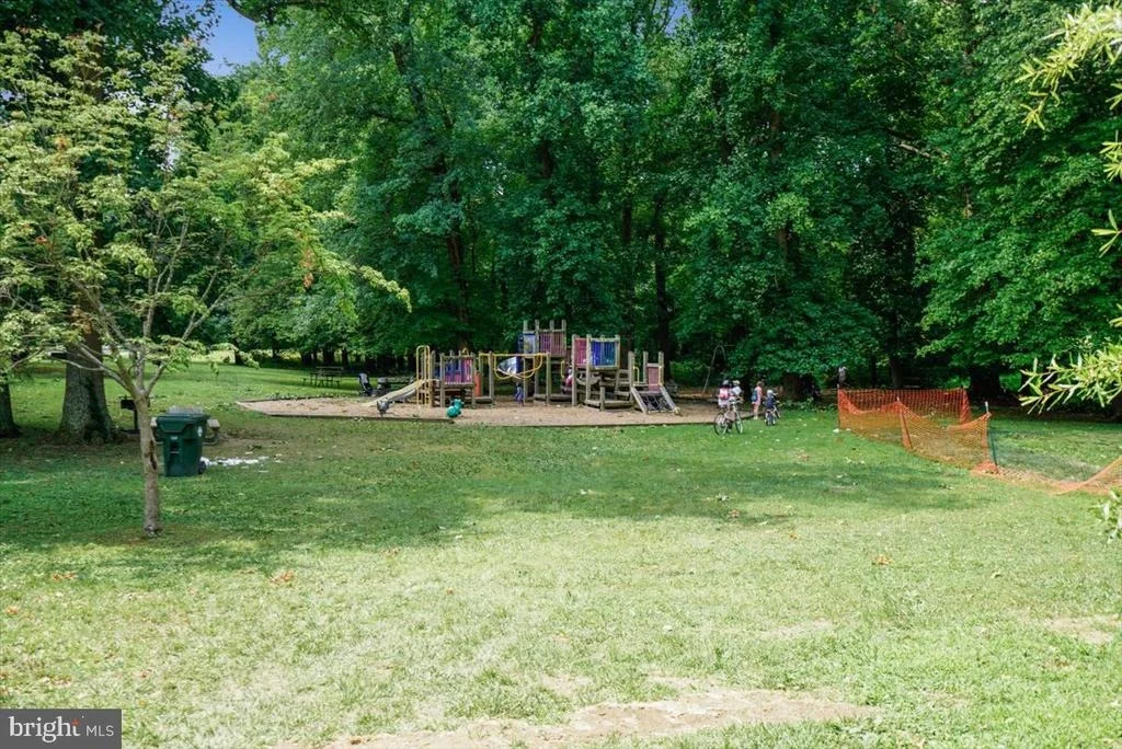 Photo of 9817 CHERRY TREE LANE