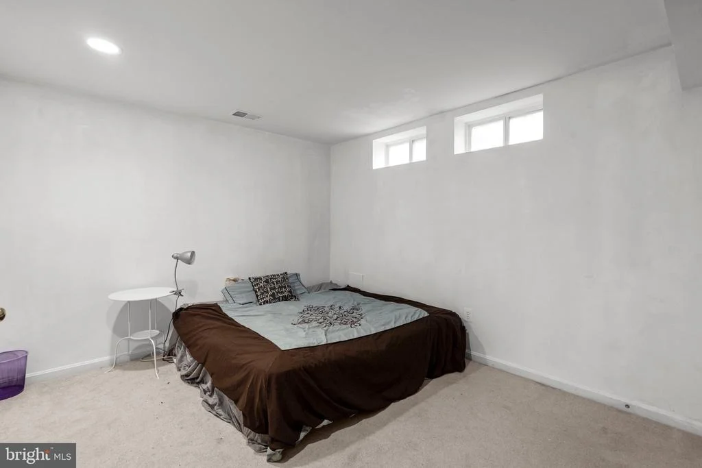 Photo of 220 GALYN