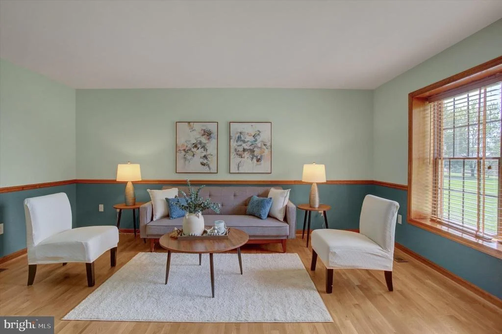 Photo of 8001 MAPLEVILLE ROAD