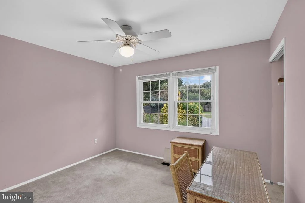 Photo of 2220 HALLOW LANE