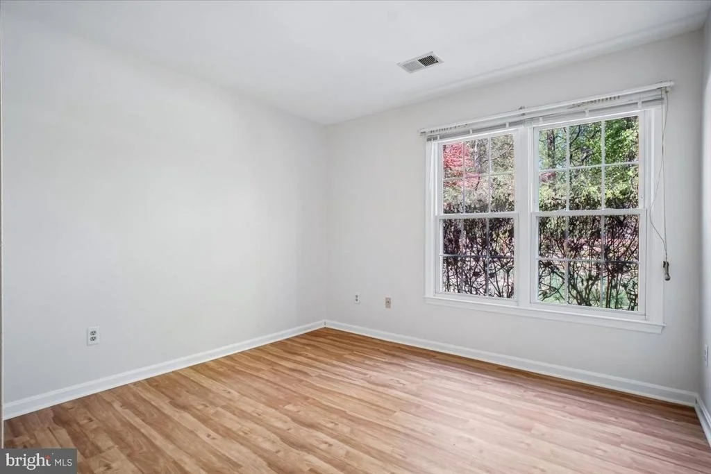 Photo of 11104 LORAN ROAD