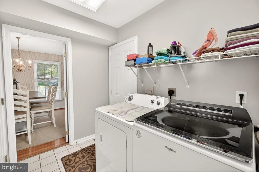Photo of 2094 E GREENLEAF DRIVE