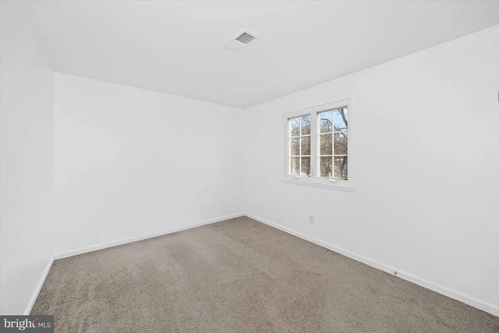 Photo of 19 SQUIRE CIRCLE