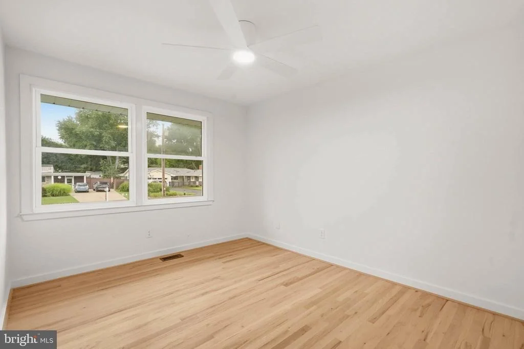 Photo of 109 SUNSET DRIVE