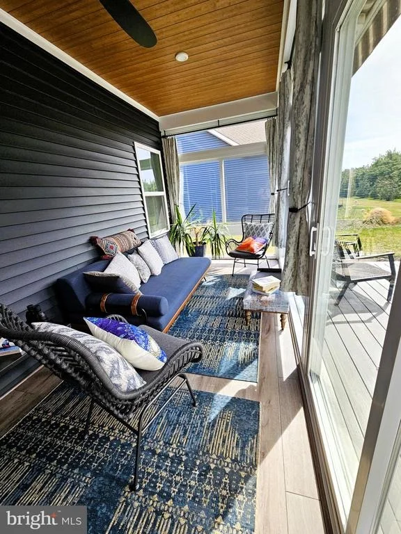 Photo of 36747 GREENWAY DRIVE