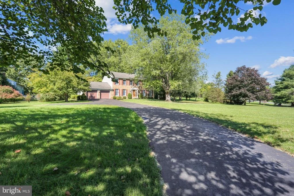 Photo of 9301 HUNTMASTER ROAD