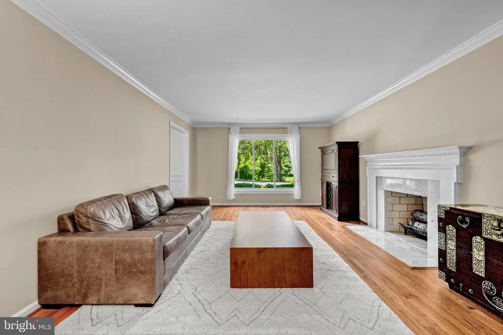 Photo of 1077 SPRING HILL ROAD