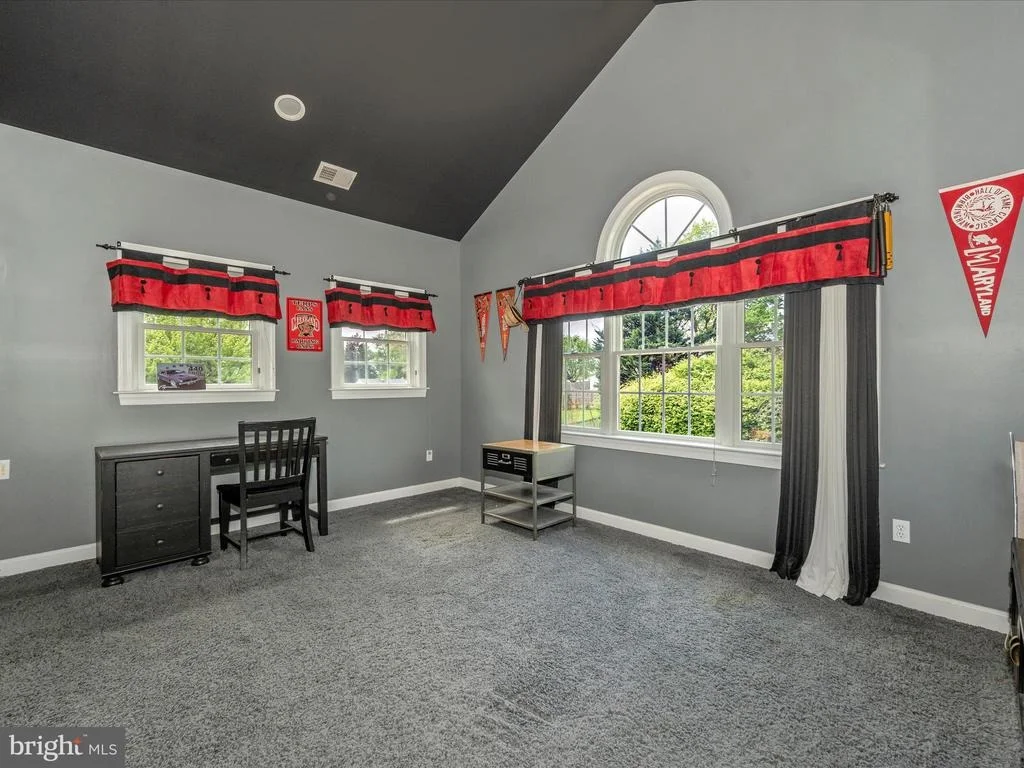 Photo of 6100 EDMONT DRIVE