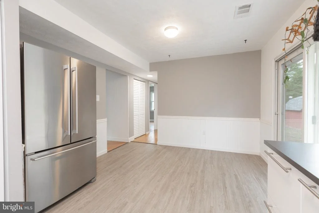 Photo of 706 UNIVERSITY DRIVE