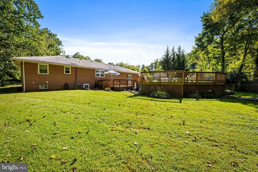 Photo of 410 STONEY TERRACE