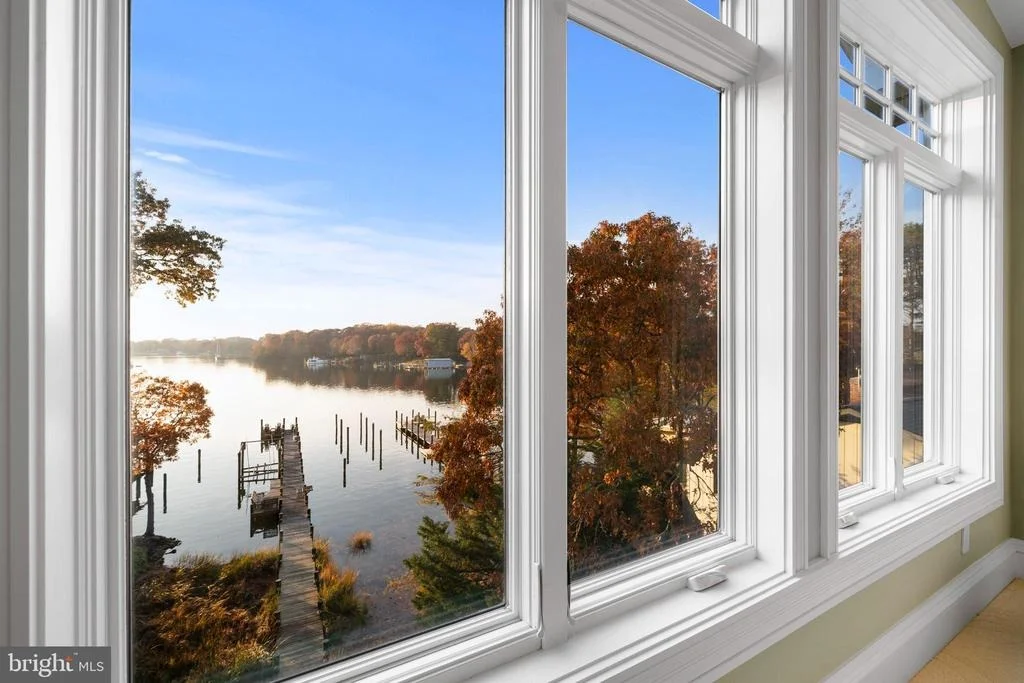 Photo of 206 HARBOR DRIVE