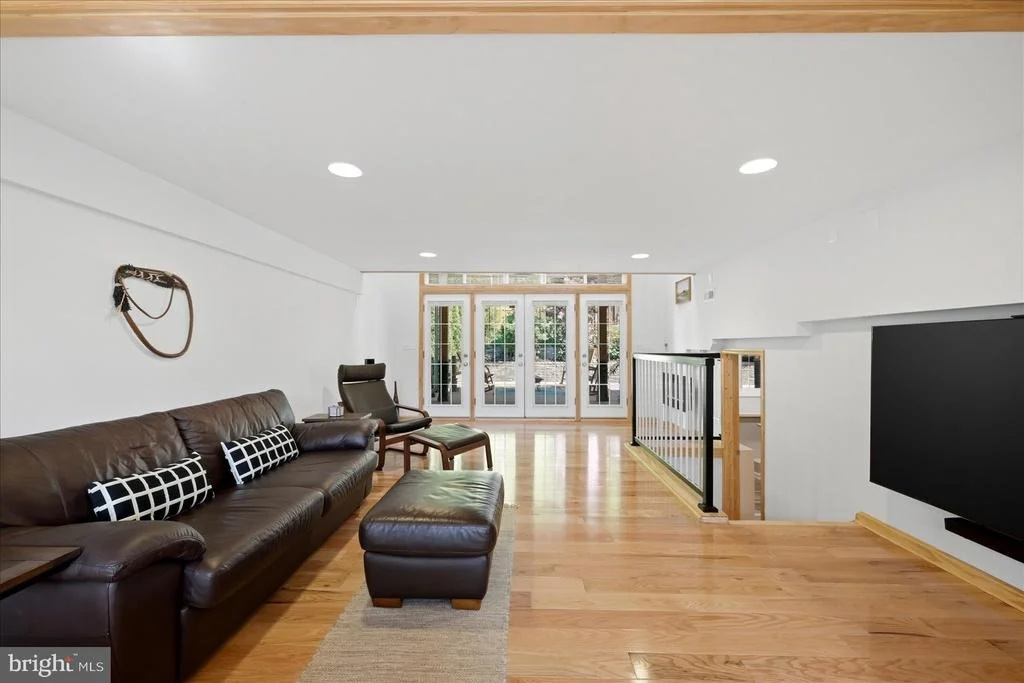 Photo of 10929 HOWLAND DRIVE