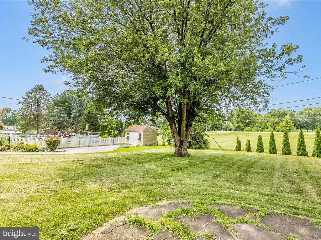 Photo of 22128 PIKESIDE DRIVE