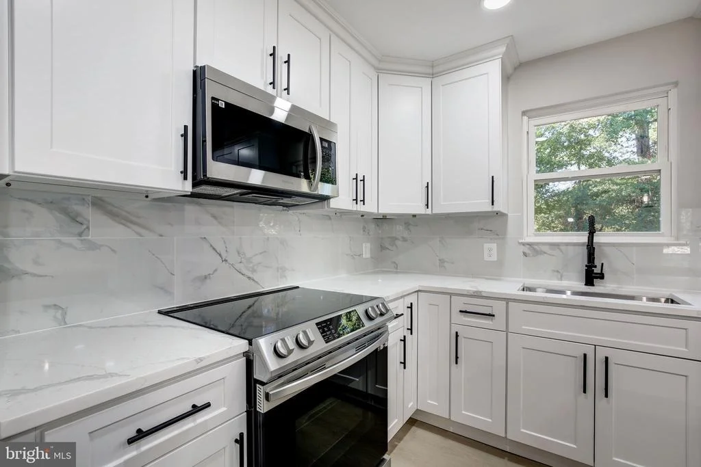 Photo of 2624 OAKLEY DRIVE