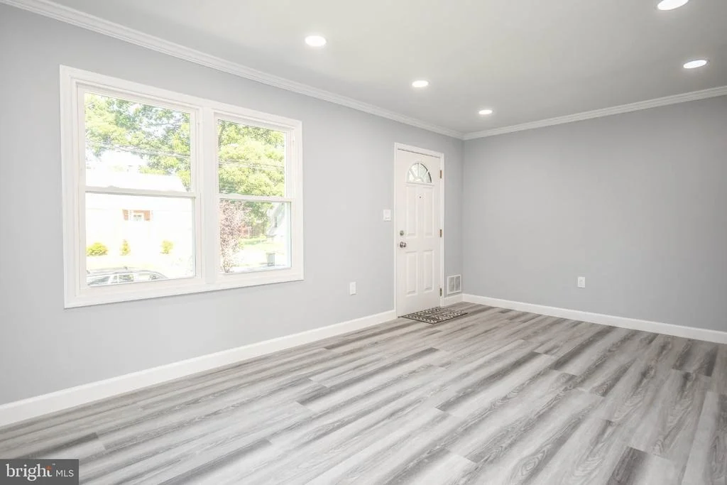 Photo of 9813 BRADDOCK ROAD