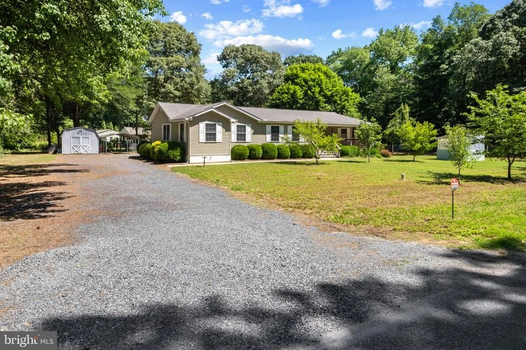 Photo of 23116 GILPIN POINT ROAD
