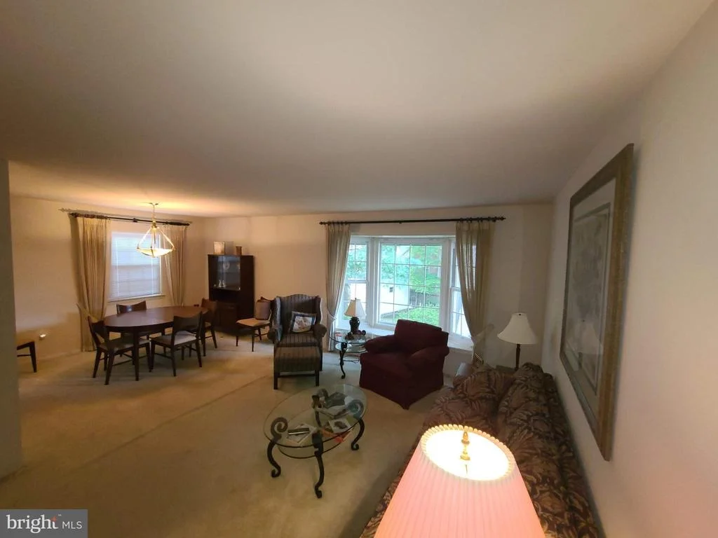 Photo of 6133 SHERBORN LANE