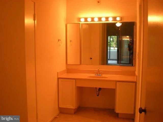 Photo of Unit 2115 at 15107 INTERLACHEN DRIVE