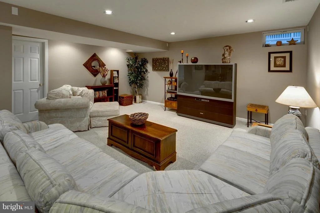 Photo of 6054 AVALON DRIVE