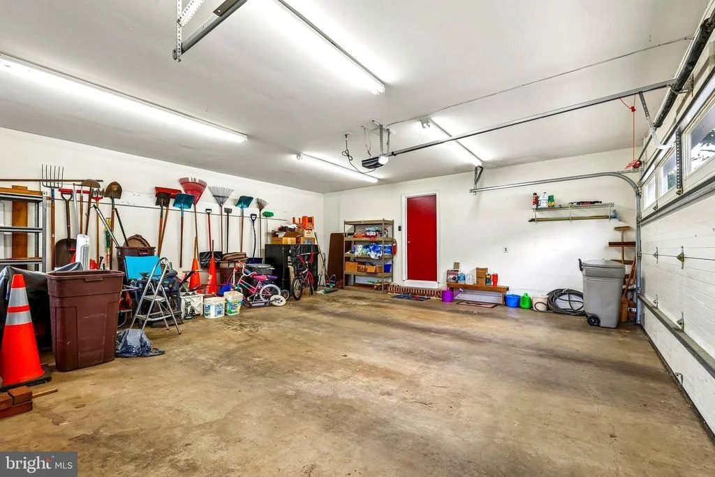Photo of 9507 NELSON LANE