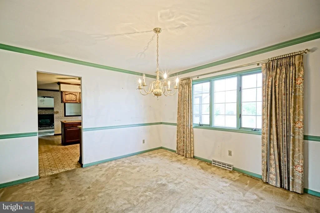 Photo of 30455 E MILL RUN