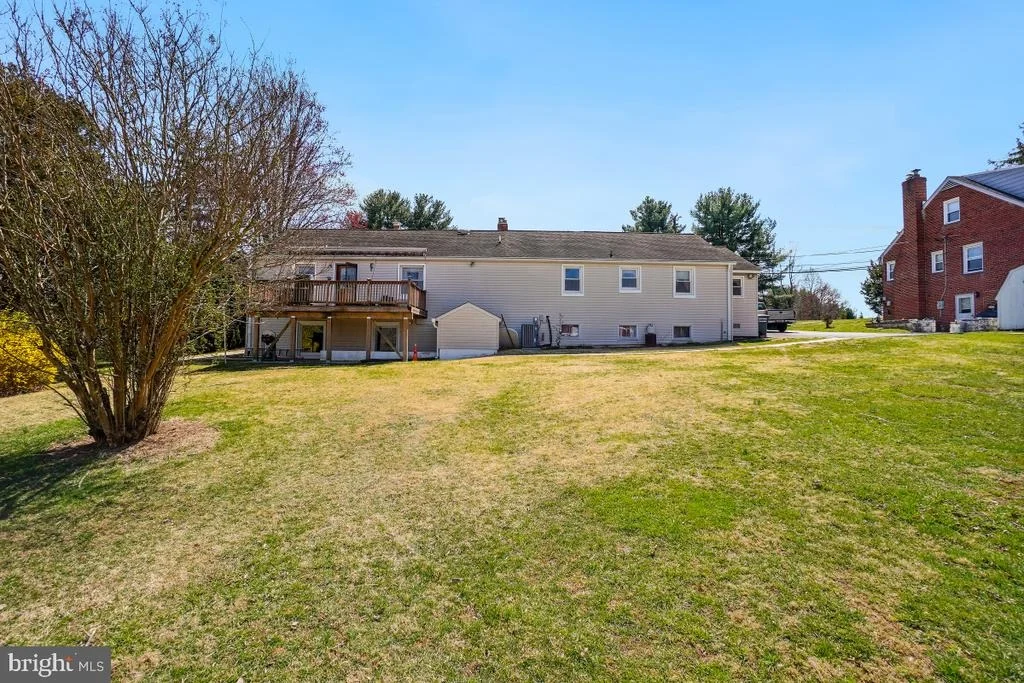Photo of 18208 MUNCASTER ROAD