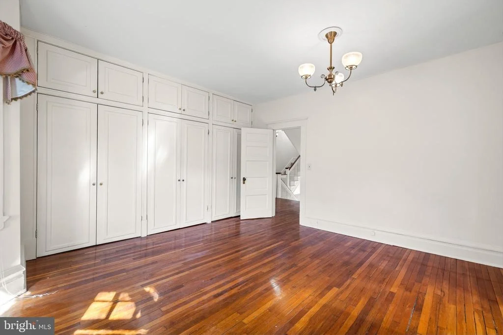 Photo of 225 HAWTHORNE ROAD