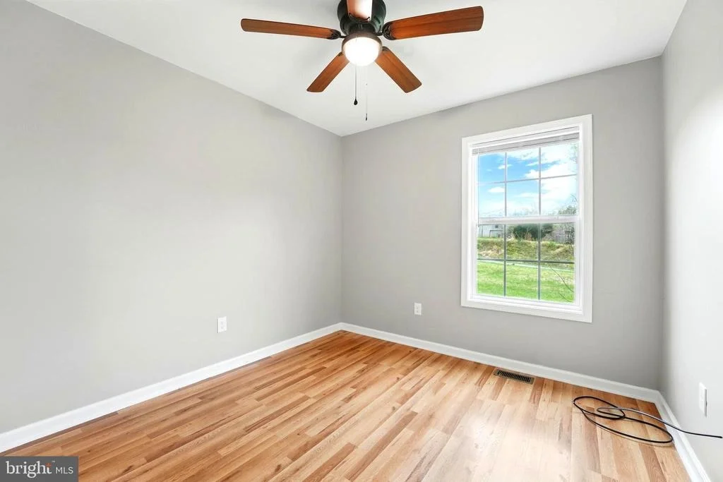 Photo of 845 SEVILLE