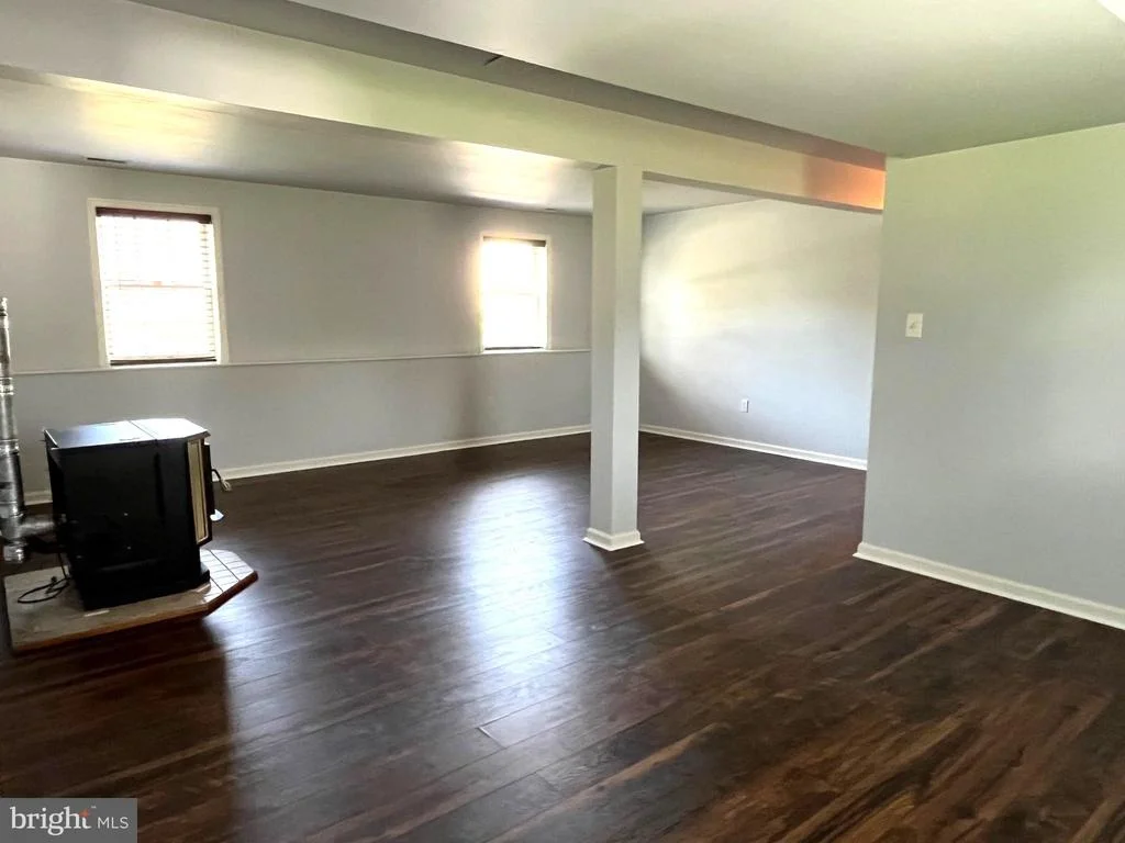 Photo of 15932 HIBISCUS DRIVE