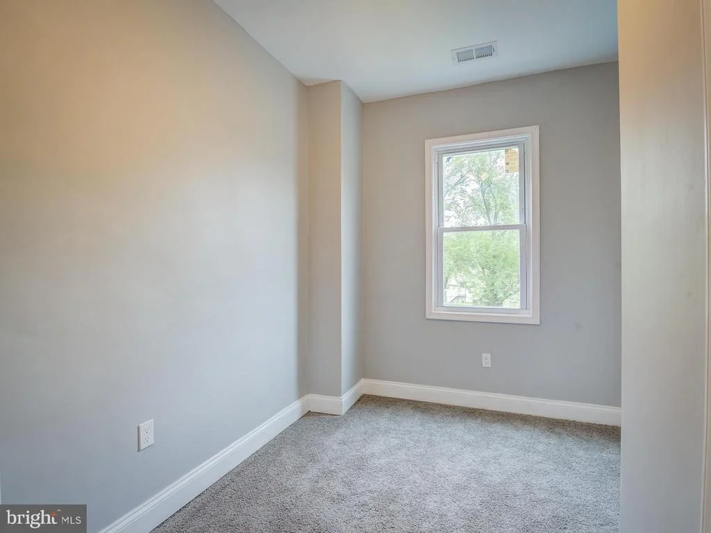 Photo of 4011 TAYLOR AVENUE