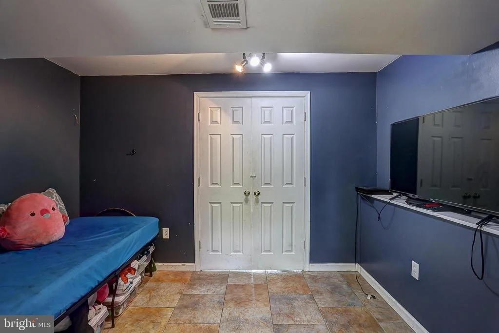 Photo of 6222 GREENBLADE GARTH