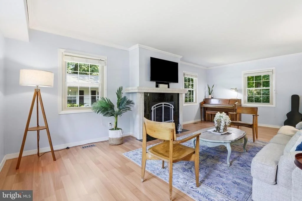 Photo of 1703 CROFTON PARKWAY