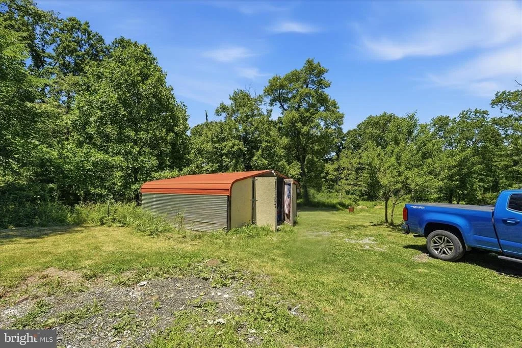 Photo of 14316 TOWER ROAD