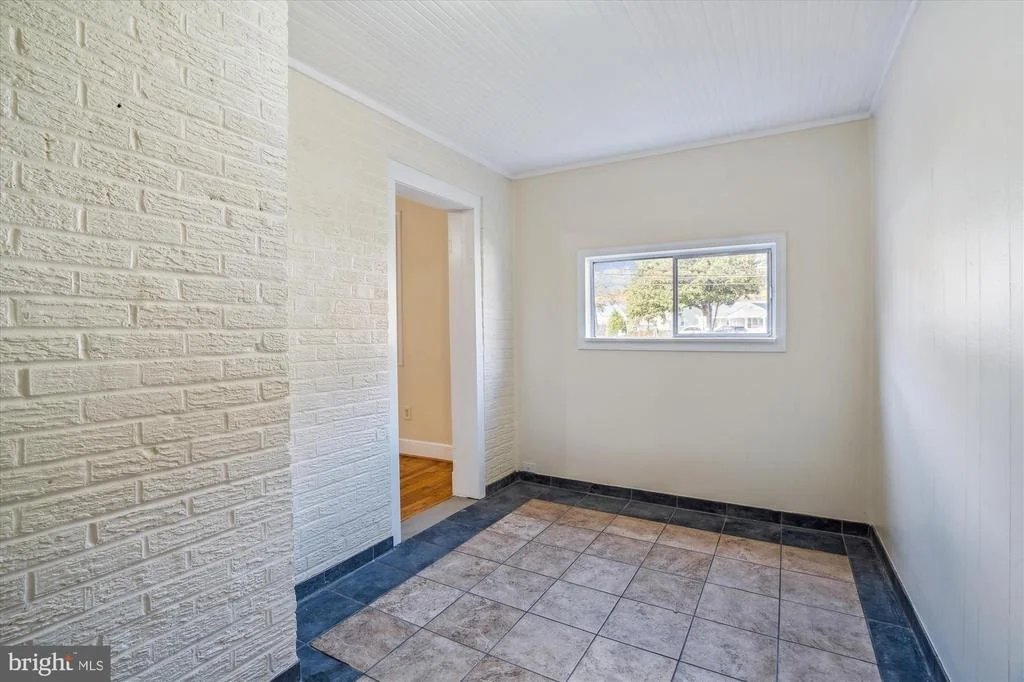 Photo of 9121 LANHAM SEVERN ROAD