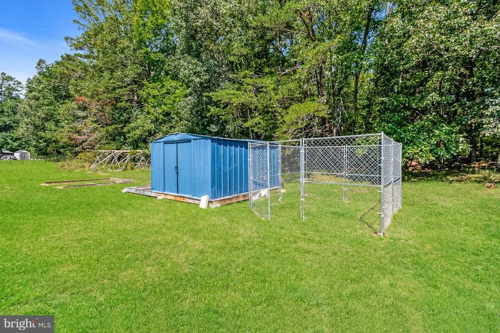 Photo of 9577 ROYS LANE