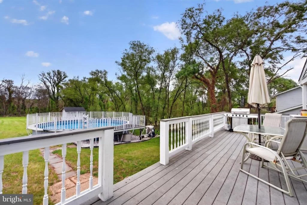 Photo of 10985 BLAKE LANE