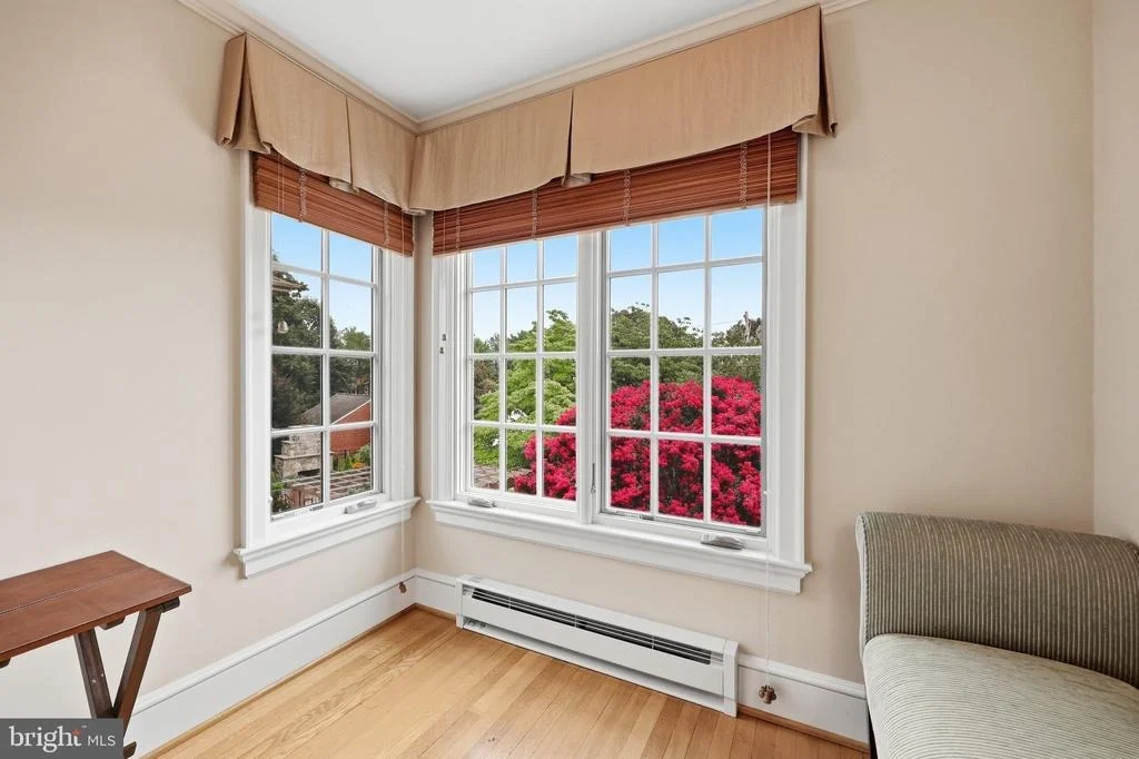 Photo of 310 UPPER COLLEGE TERRACE