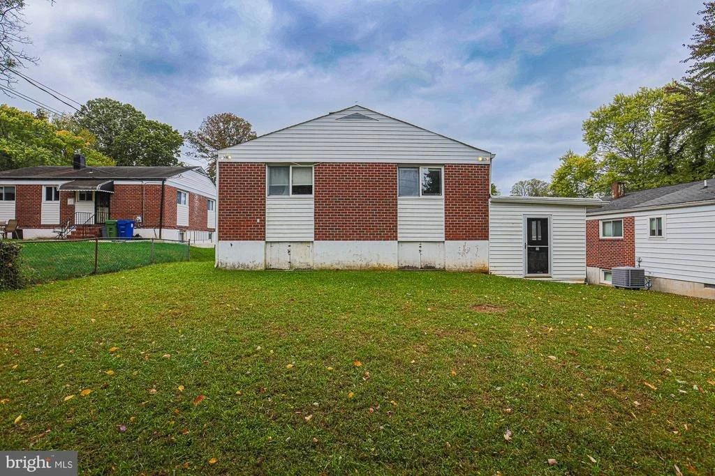 Photo of 5919 WINNER AVENUE