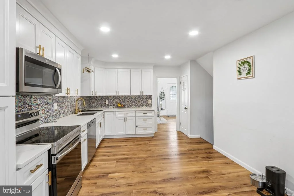 Photo of 865 WORTHINGTON DRIVE